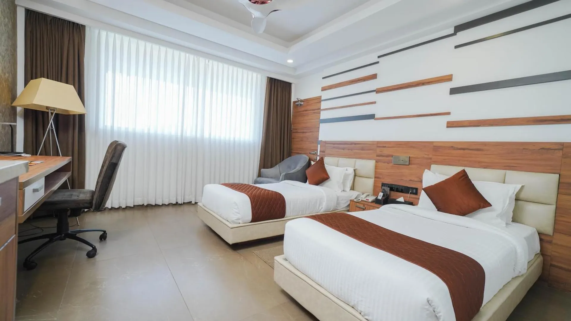 Classic Regency Alappuzha Hotel